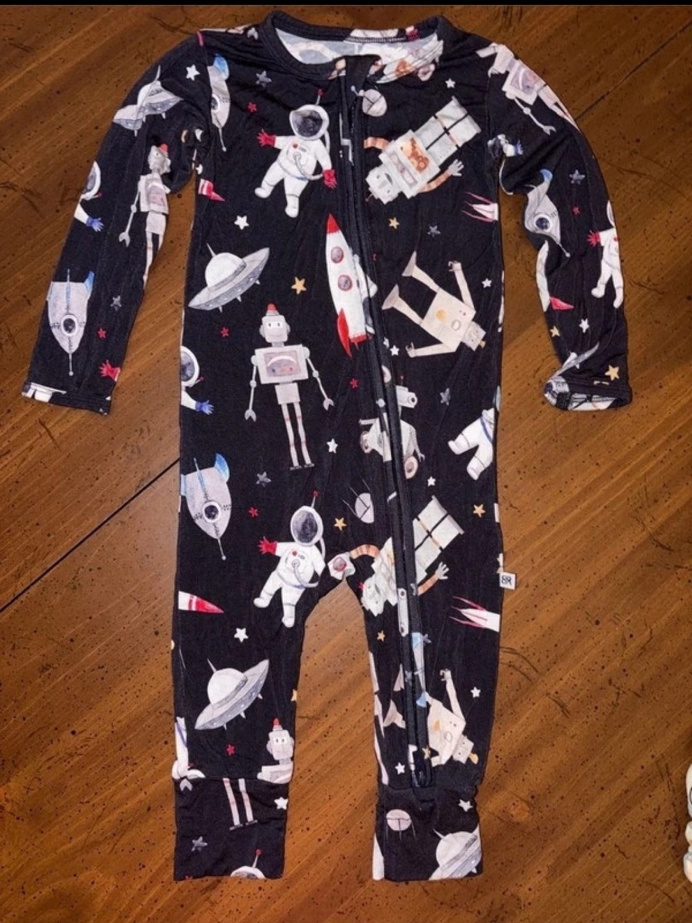 Bums and Roses Sleeper 12-18M